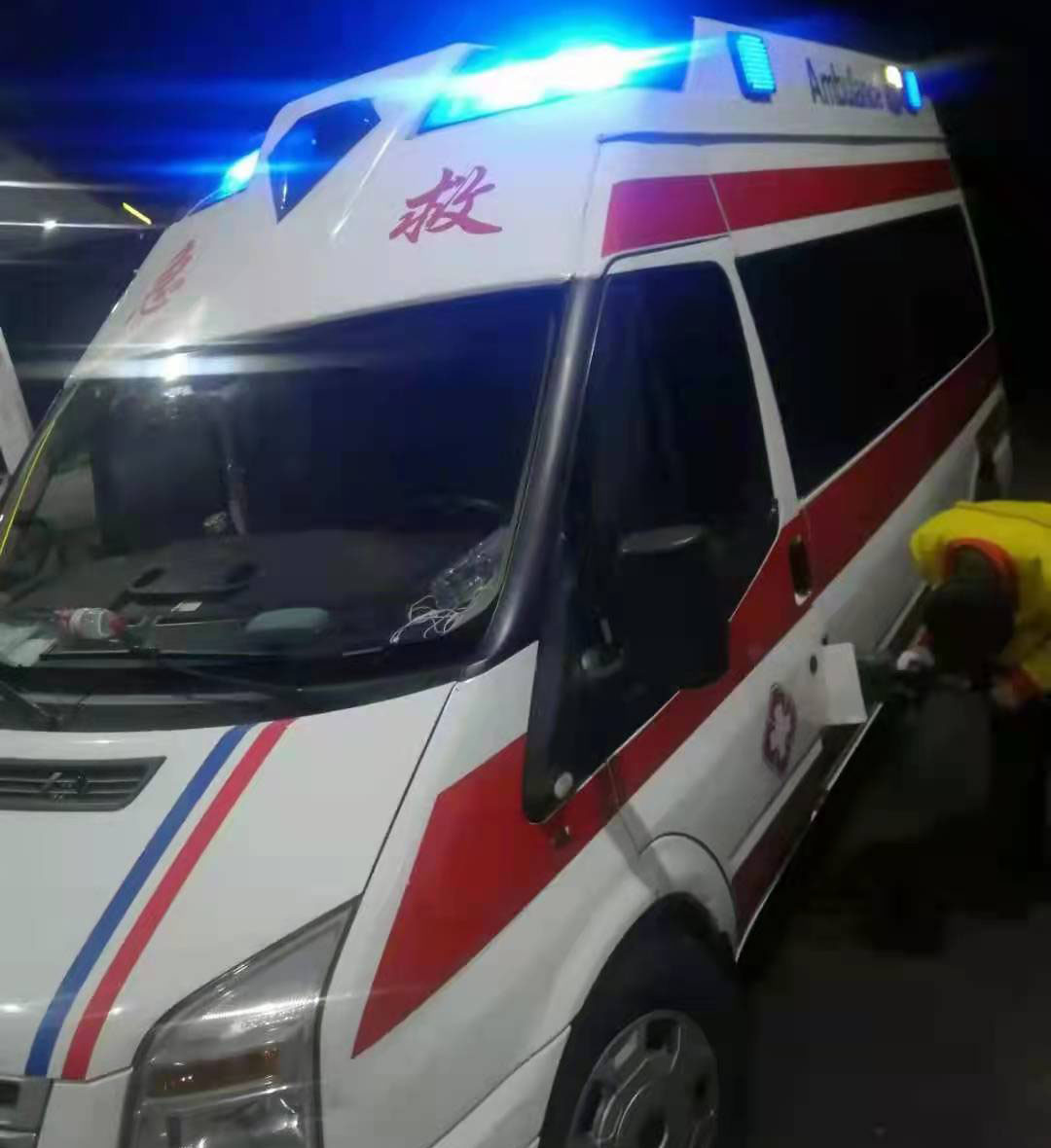 徐闻县专业救护车出租